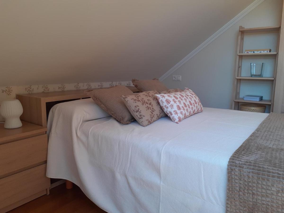 Appartamento Atico con terraza y piscina comunitaria Ribadeo Esterno foto