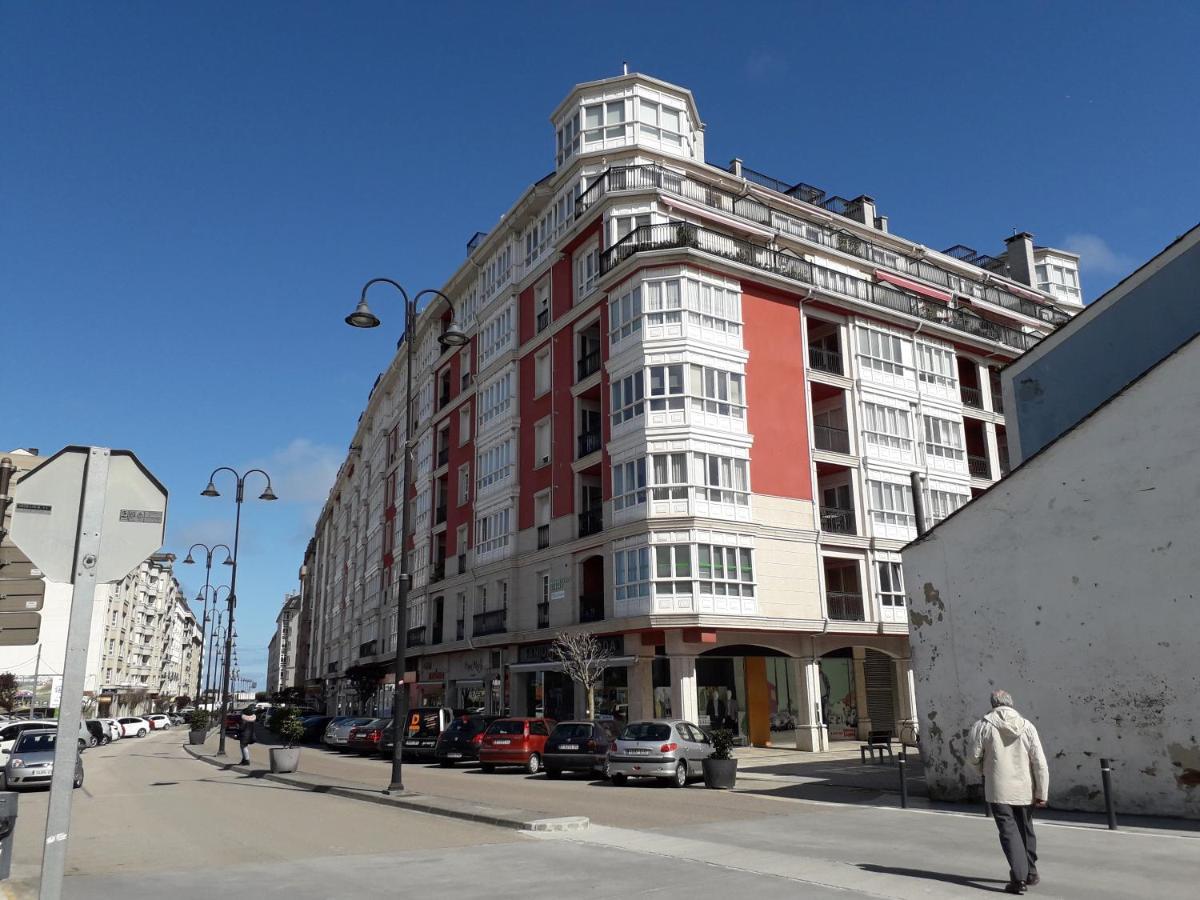 Appartamento Atico con terraza y piscina comunitaria Ribadeo Esterno foto